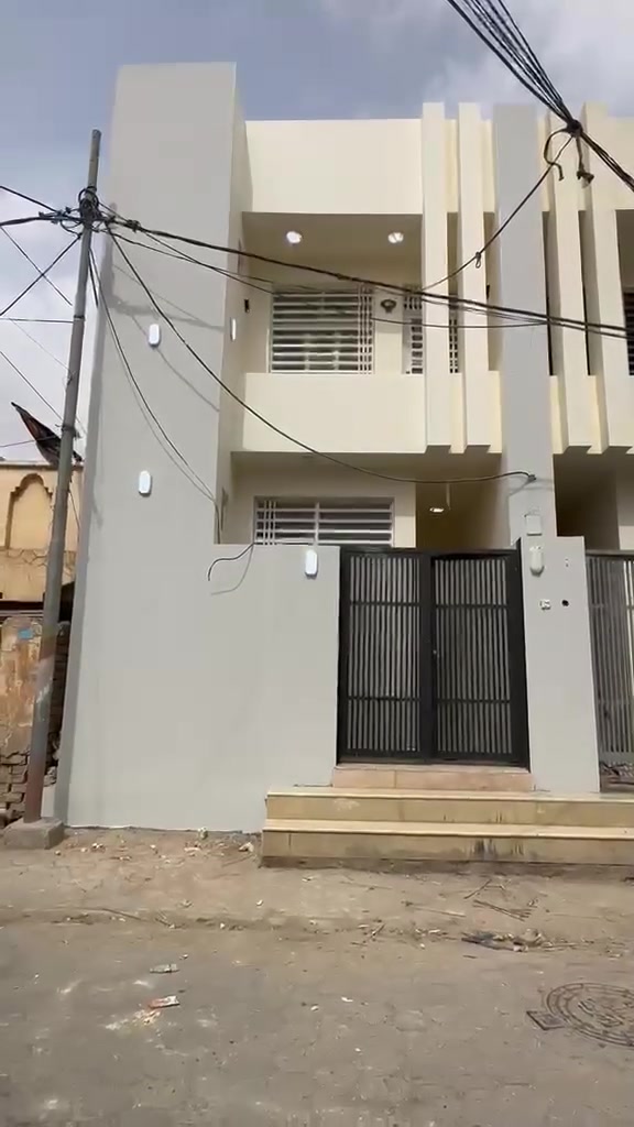 حي الشهداء • ١٠٠م • جاهز للسكن