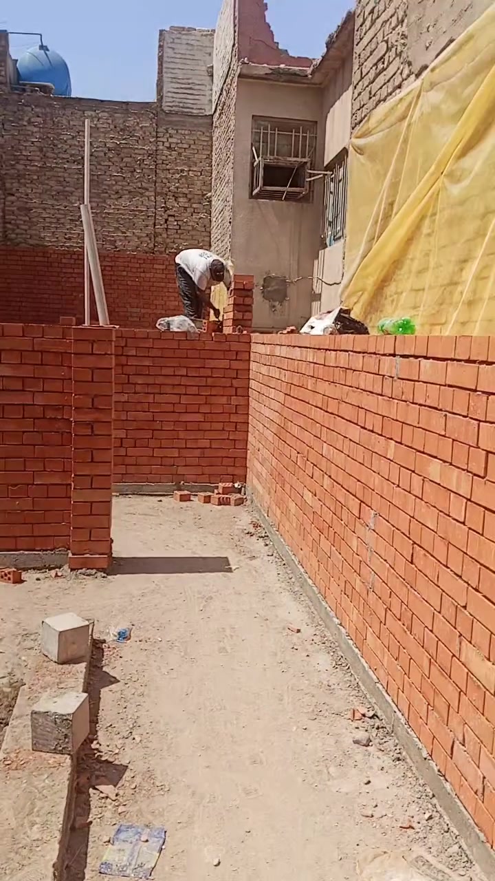 يوجد كادر بناء شغل درجة اولى استلام شاهول وقضبان وبأسعار مناسبة للجميع للتواصل ‏‪***********‬‏
