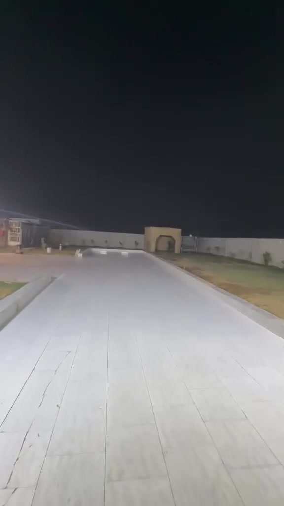 نص دونم ركن منطقةعلي الاسمر الدراجي الجديدة الحميدية نهايةشارع سيد عودة  للبيع كامل الخدمات موجودة
بناء البيت 300متر بناء جديد موضح بلمنشور
***********
