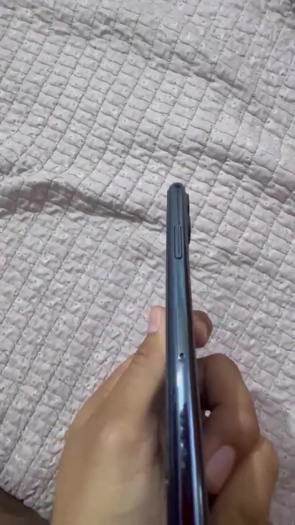 آيفون ١١ برو ماكس • ذاكرة ٢٥٦ • ظهر مكسور