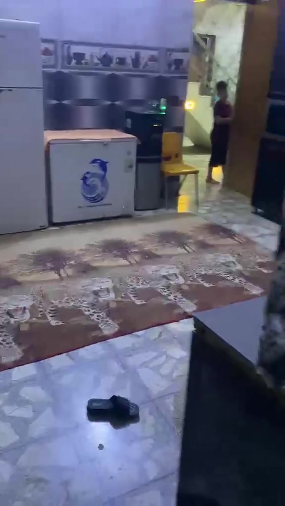 بيت 250 متر البيع
تفاصيل على هذا رقم *********** 
@الجميع   مكلف بالنشر
