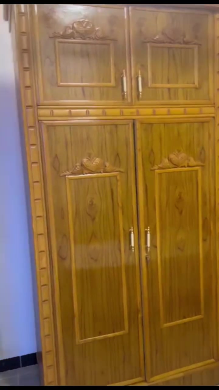 غرفه اخشاب جديده مستخدمه السعرتصل ***********
