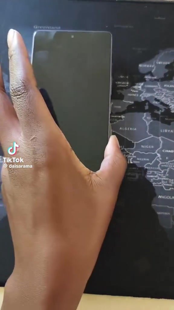 : شاحن لاسلكي مغناطيسي Infinix MagPad اصلي وكاله🔥
⚡اشحن بذكاء. ابقَ متواصلاً.
يوفر الشحن السريع اللاسلكي بقدرة 30 واط الموجود في جهاز Note 50 Pro طاقة هائلة — دون أي قيود. جاهز دائمًا للشحن المغناطيسي
متوفر خدمه توصيل📮 
للتواصل او الاستفسار اكثر على الرقم ***********
