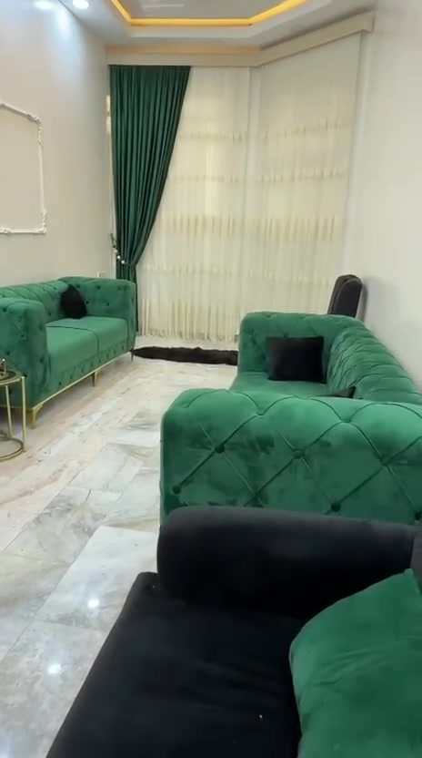تخم للبيع نضيف كلش وما صال هواي من مشترينه عنوان ناصريه مركز حي اور واتساب ***********

