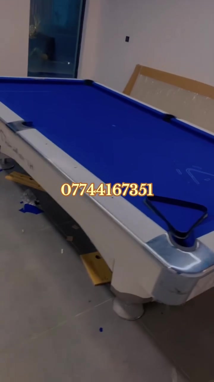 ديكور • بدون تفاصيل
