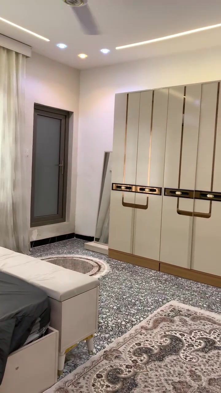 السلام عليكم غرفه تركي للبيع جديده ونضافه شوف عينك 
11 قطعه كنتوره 6 ابواب مع الملحق 8 ابواب 
تعمل بنضام الهايدروليك 
العنوان كربلاء طويريج 
السعر 850 الف وبيه مجال 

مامفتوحه سابقا 

ومتواجد خاص 
وهذا رقمي 
***********
