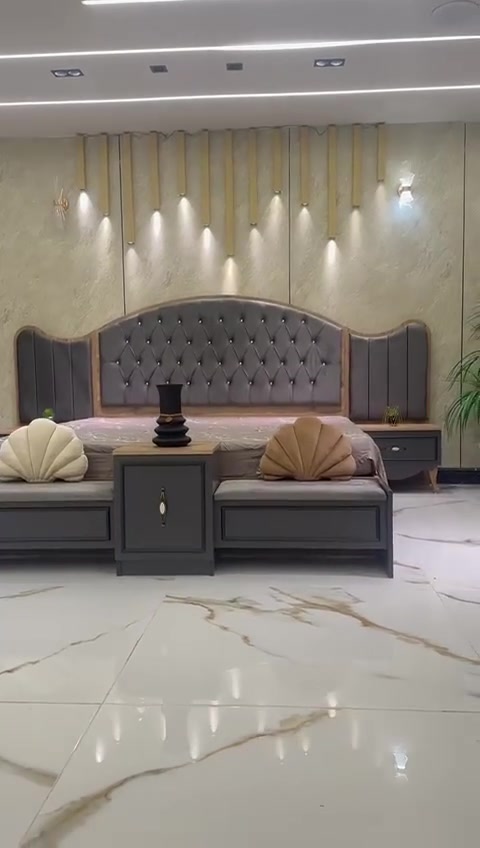 *موديل         دورو  رصاصي            كانتري*

*10 قطع         كنتور ملحق    🎁  360*      

✅ السرير مخزن 
✅ الميز تواليت الضخم

🌟 الشازلون *3 قطع* مخزن

🥇  
✅ شغل ممتاز 
✅ المصنع الأصلي
✅ قياسات ضخمه 

☄️ *مجرات داخليه بالكنتور*

🔥ضهر الغرفه بلوك كامل 
🔥 برغي وقفل حديد

#السعر مليون و 750  الف*

شد ونقل 
*بغداد مجانا 
*اطراف 20 الف 
*محافظات 100  الف 
تصعيد حسب الاتفاق مع السايق
