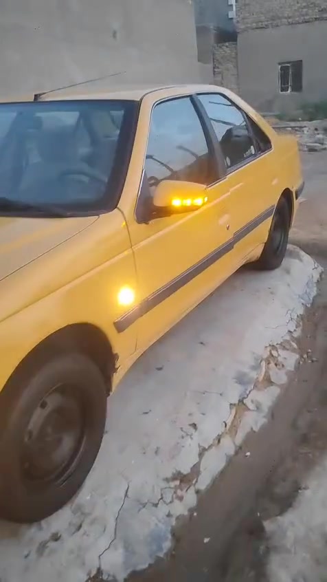 السلام عليكم بيجو للبيع موديل ٢٠١٧ كفاله عامه تحويل ثاني يوم هيئه وغرامه مصفره السياره مشروطه المكان الدوانيه قضاء الشافعية السعر ٦٠وبيها مجال للاتصال ***********
