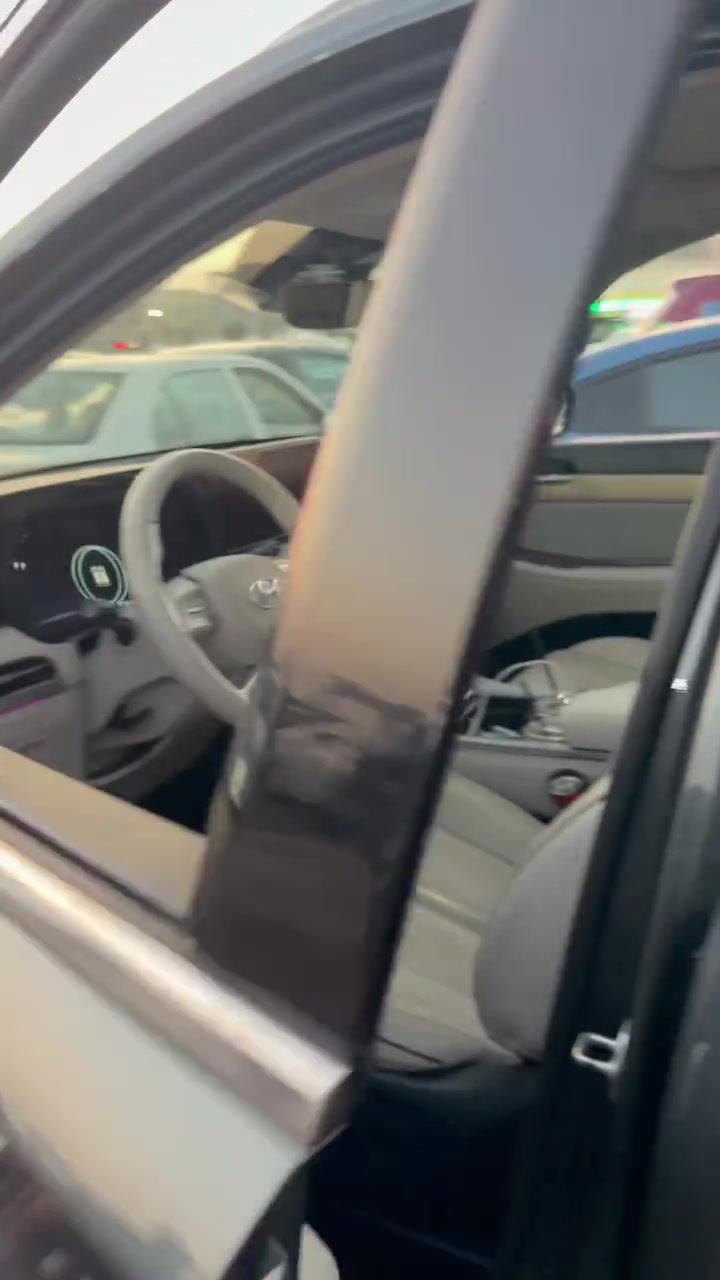 يالله سلام عليكم سيارة با لا سايد vip فول موصفات تحكم ستيرن كشنات كهربائي تفئة تبريد سيارة امريكي و صور حادث سيارة مع نشر التواصل ***********سعر 295 و بيه مجال قليل

نص مكتوب في الصور:
- / 14 1:1
- عافيتي ❤️
- 3:32، 2026/9/25 م
- عافيتي ❤️ 3:32 ، 2026/9/25 م