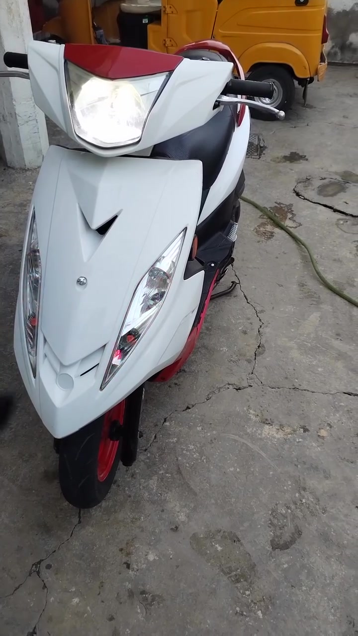 سلام عليكم ورحمة الله
دراجه ياباني للبيع اسمه gtr
دراجه نوزل موديل ٢٠١٧
دراجه رنبه جديده معنه كله صوته صامت ماتسمع
شلعه معدله دراجه بس بانزين ودهن دراجه خير من الله
بعقوبه التحرير ***********
