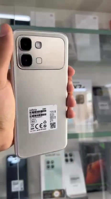 توفر جهاز infinix not Edge
عند مركز قوت الخمائل 
الجهاز توفر بلونين لون سلفر و لون 
اسود
مواصفاته : جهاز ذاكرته 256 كيكا و 16 كيكا رام و بطاريته 6500 ملي امبير 
الجهاز توفر بي 3 ازرار جانبيه 
العنوان واسط الصويرة شارع كصيبه مجاور كراج حي الزهور 
تكدرون تتواصلون ويانه على الرقم التالي 
*********** 
او تراسلون الصفحه 
اوقات العمل من 8صباحا الئ 8 مسائاً
