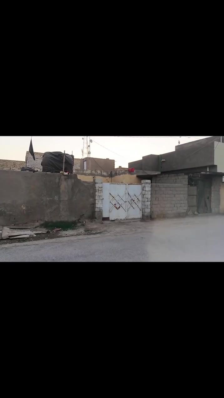 سلام عليكم الدار البيع واقع حال... طابو  ملك صرف مساحة 300 متر
واجهة 15
نزال 20 

تتوفر فيه جميع الخدمات السكن 🏠

📍الموقع حي نصر وره البانزيخانه
( قرب نفوس جديده ..)

#للإستفسار   
نتصل على رقم ***********
