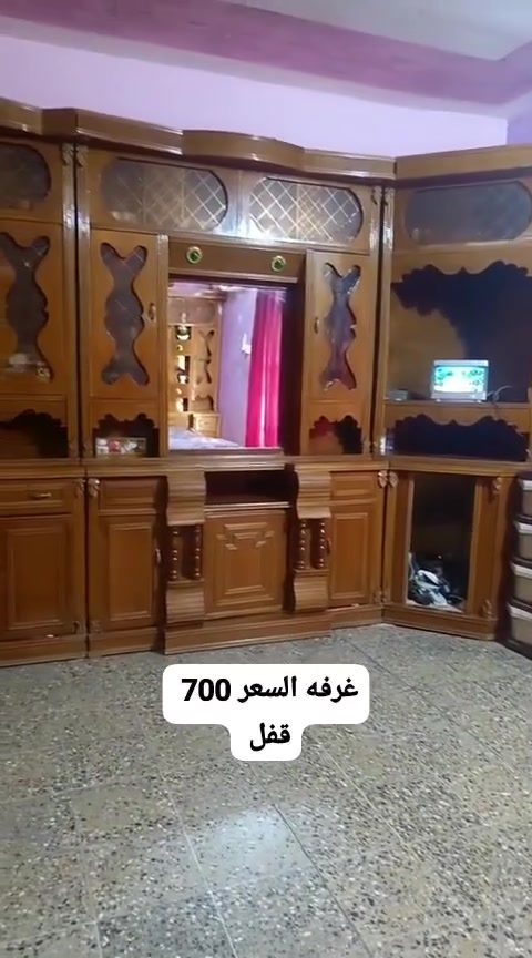 مكلف بانشر غرفه للبيع مكان رمادي سعر خاص بيهاا مجال
***********
