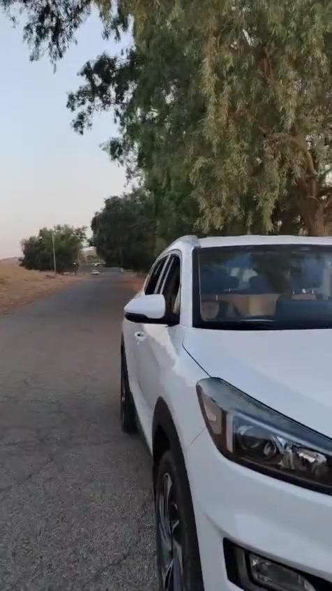 ***********
توكسان ٢٠٢٠ فول مواصفات سياره مالت مدرس مامتعوبه مال بيت من الدعاميه الدعاميه شرط محمرك وگير شرط بطاقة بانزين بيه السعر دفترين وبيه مجال
