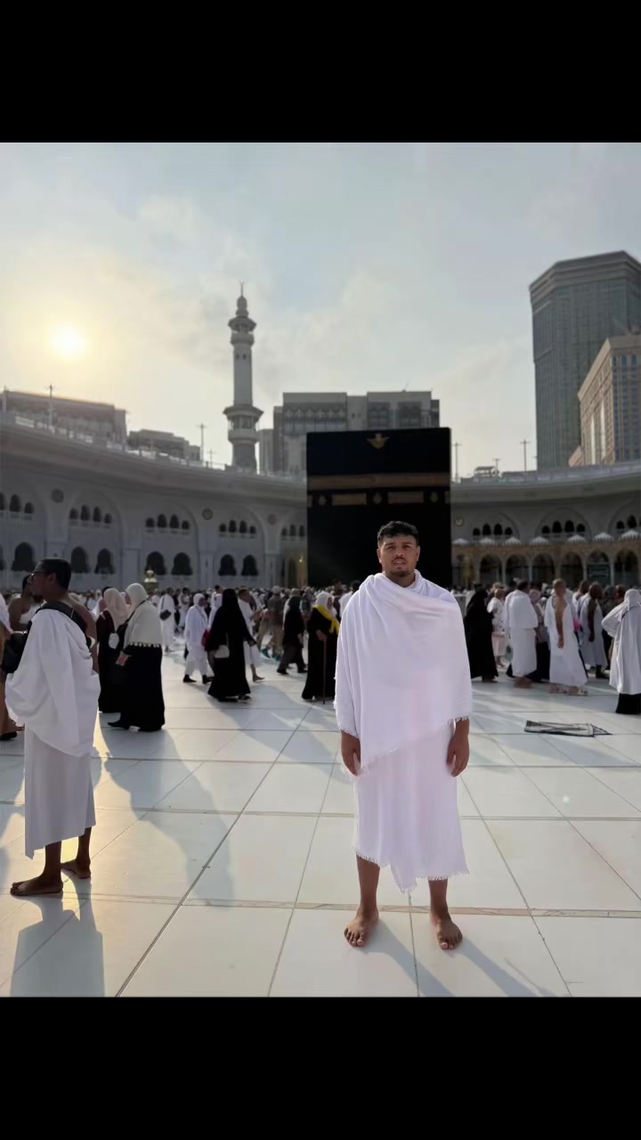 شركة أنوار الصالح الدولية الحج والعمرة فرع الرشيد
بسم الله الرحمن الرحيم 
إعلان رحله عمرة 
يسرنا دعوتكم للانظمام الى رحله العمرة الى بيت الله الحرام وزيارة المسجد النبوي الشريف 
تشمل الرحلة برا المريح  السكن المدينة المنورة المركزية 3ليالي في مكة المكرمة محبس الجن 6ليالي 
مع ثلاثة وجبات الطعام بوفيه 
مع الهدايا حقيبه كبيرة #حقيبه صغيرة
#حرام 
والنقل المؤمن Vip باصات مع الارشاد الديني 
مع مزارات في  المدينة المنورة ومكة المكرمة
بي أسعار مناسبة
علا للراغبين الذهب إلى العمرة تسليم جوازات
موعد الانطلاق الرحلة من تاريخ الرحلة 2026/8/7
العنوان بغداد/ناحية الرشيد شارع إعدادية حماة مجاور حسين الطائي
مقابل مروان المظمد
للحجز والاستفسار 

***********
***********
***********
الحاج اياد عادل
