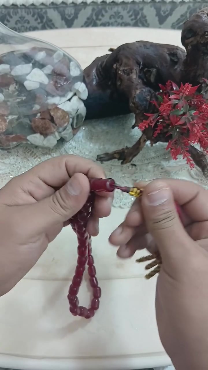 بيت عنوز • ٣٣ خرزة • ٥٠ غرام