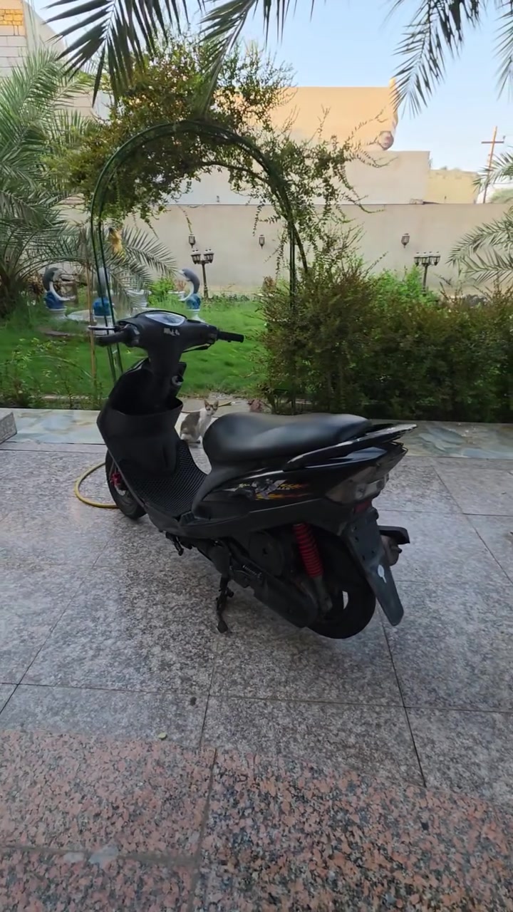 ماكس عدله صالي شهر من طلعتها حاويه برغي ما ملعوب بيها مكينهه بلاد خرسهه  كل غراضها بلاد سبب بيعه تفضلي خاص مكاني ناصريه مركز ***********
