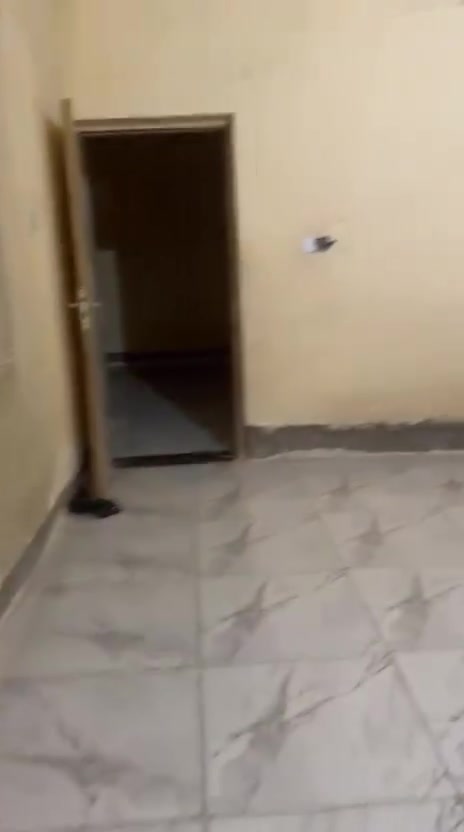 سلام عليكم بيت طابق ثاني للايجار بدل الايجار 200
قرب جامع الانبياء 
***********
***********

