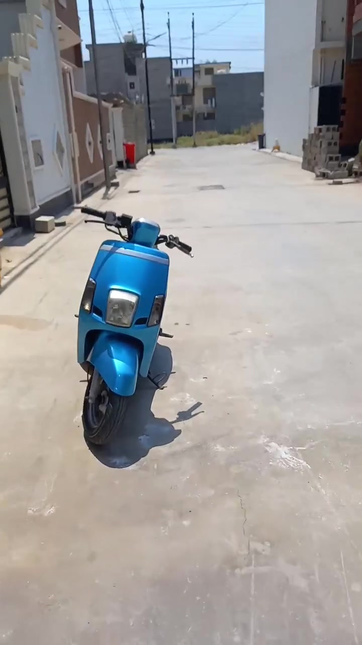 السلام عليكم بيت للبيع المساحه ١٠٠متر مجمع الوثبه السكني خدمات كامله تفاصيل أكثر ***********
