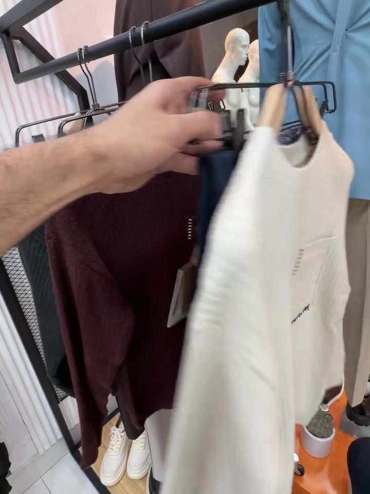 مقاسات • M-L-XL • XXL