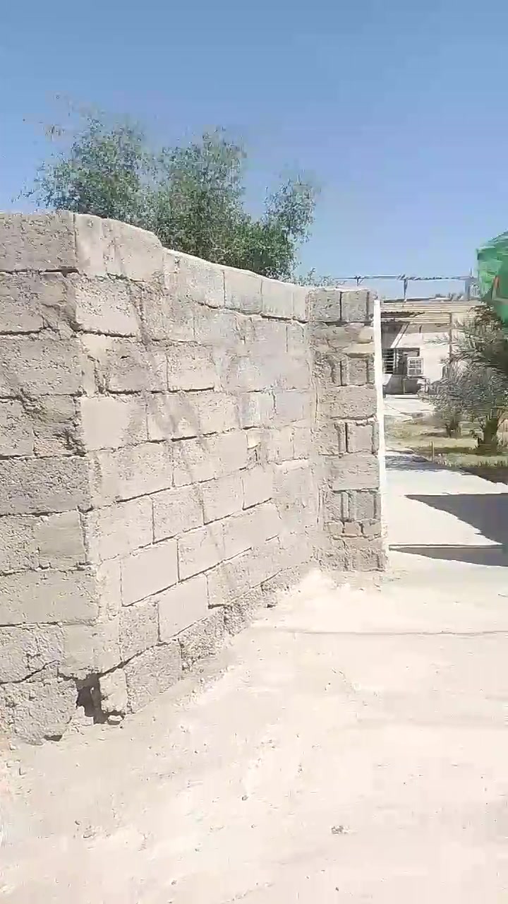 نص دونم للبيع بي بيت 300 متر مربع
المدائن الورديه شارع زهور
سعر 170 وبي مجال للشراي
للستفسار واتساب ***********