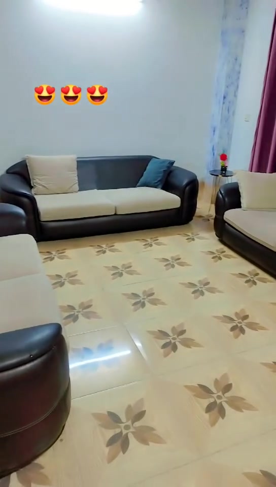 كنب ثلاثي • حجم كبير • ٢ طبلات