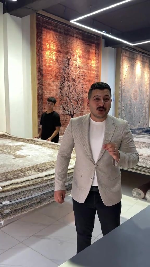 العنوان :- كركوك - سايدين عمل الشعبي- الصالحي - عمارة حنوش ☎️***********
