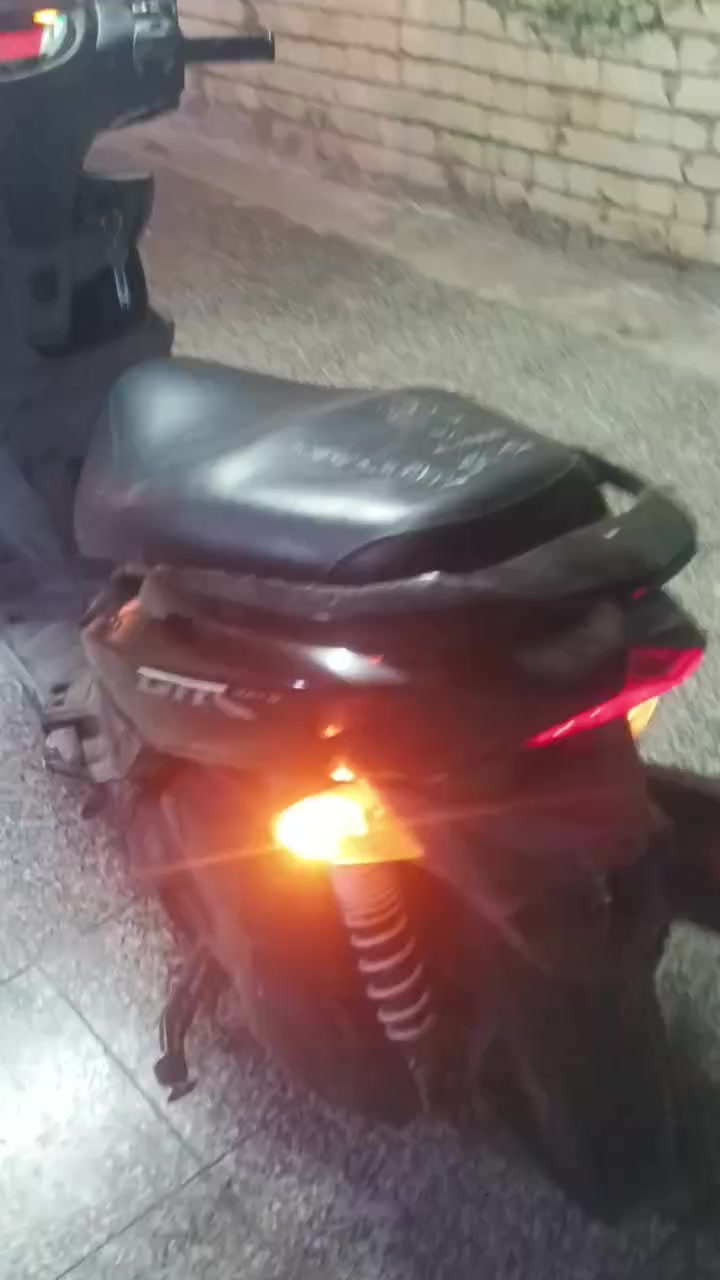 دراجه للبيع مكان البلديات اي نقص مابيها السعر 900بيها مجال ***********
