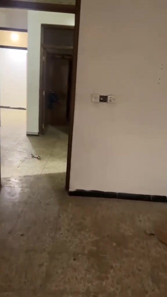 🏡 بيت للإيجار | فرصة مميزة للسكن

يعلن كرم للاستثمار والتطوير العقاري عن توفر بيت للإيجار بموقع مميز .

📍 الموقع: [المهدية الثانية -الهياكل ]
🏠 نوع العقار: شقة طابق ثاني 
📐 المساحة: [ 150] م²
🛏️ عدد الغرف: [ 2 ]
🚿 عدد الحمامات: [ 1 ]
هول وصالة و مطبخ و خدمات

الايجار 500 الف

📞 للاستفسار والتفاصيل والتواصل:(***********)

موقع المكتب :الهياكل شارع 20

كرم للاستثمار والتطوير العقاري
ثقتكم… استثمارنا 🤝
