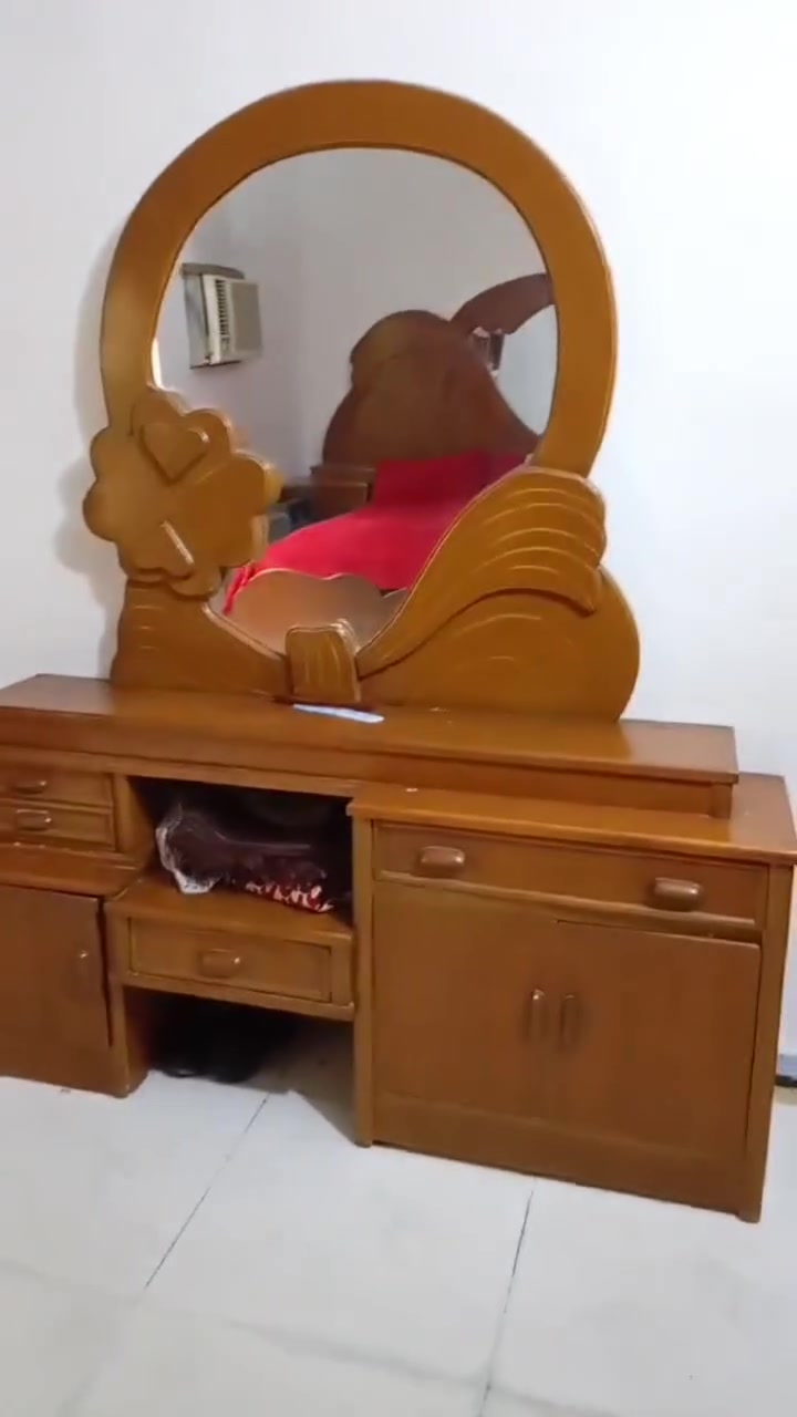 غرفه عراقية • نضيفه • بيه مجال
