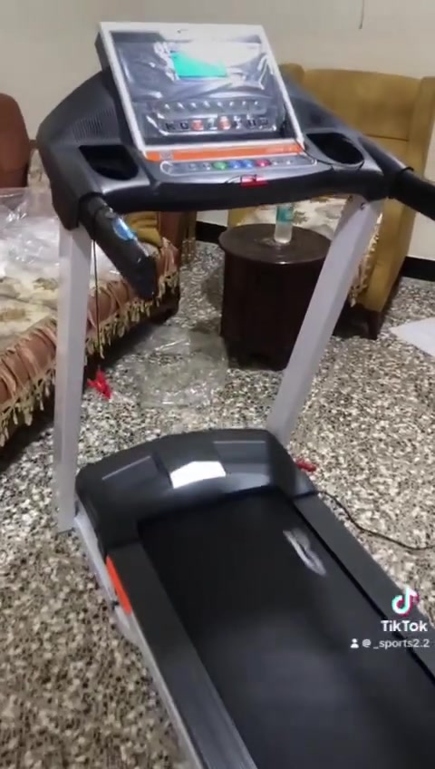 متانة وتحمل حقيقي 
شركة ديلي يوث خيارنا من خبرة ١٢سنة في اجهزة الجري والصيانة 
البصرة كوت الحجاج قرب مطبعة البهاء 
هاتف ***********
