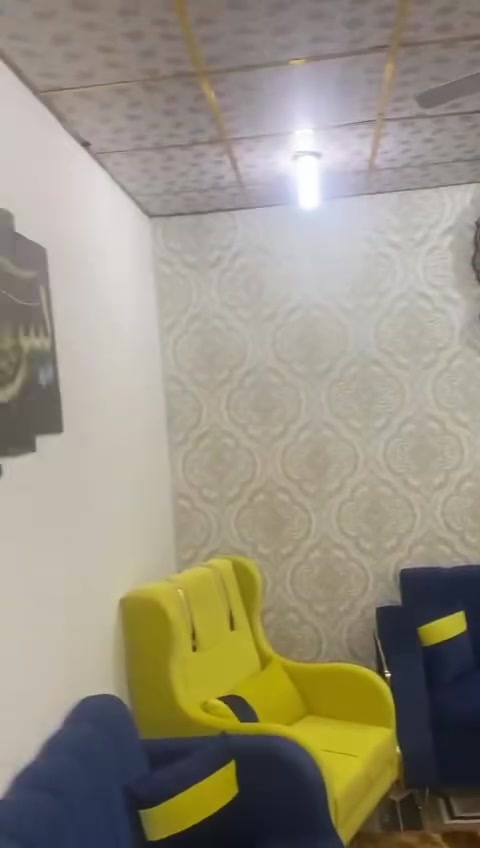بيت للبيع زراعي بالكوريه شارع العلويه قريب ملعب الحشد المساحه 220 سقف سندويج البيت ركن 
السعر 35
***********
