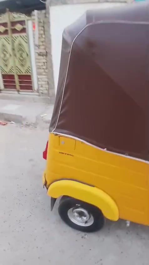 سلام عليكم شباب تكتك البيع موديل 18 وراق وصله البصمه يعني ذا ينفتح رقم بس تبصم متفوع كمرك مكينه تجفيت جديد السعر 3و 700وبيه مجال الطيبين رقم *********** تصل و تدلل مكلف بل نشر
