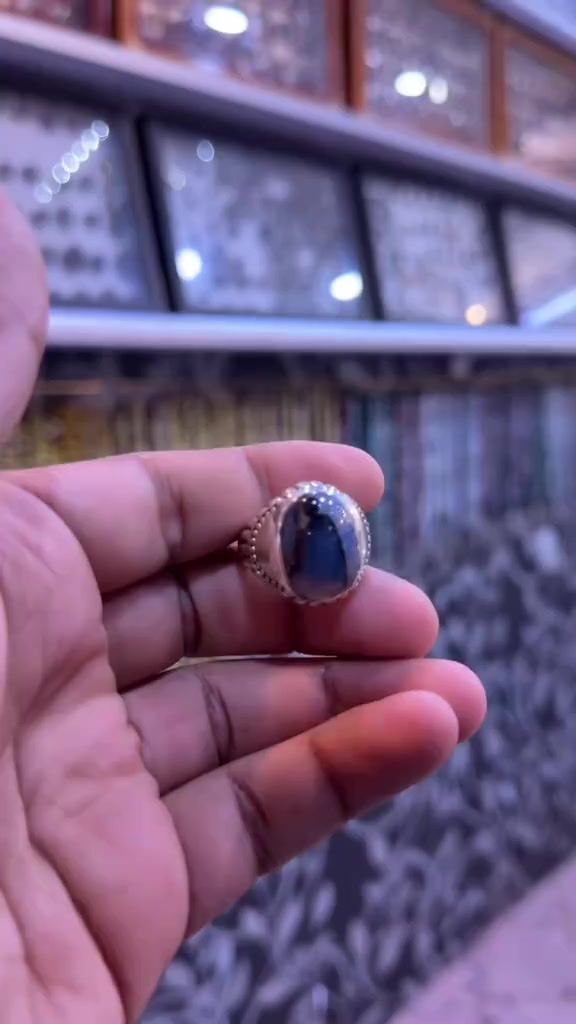 للطلب الأحجار الكريمة والحجز يرجى مراسلتنا على الأرقام التاليه واتساب  *********** ابو عباس *********** أبو محمد *********** ابو حسين  العنوان النجف الاشرف سوق الكبير قيصرية نوري الشرع 👈الموبايلات سابقا👉#مصور 
