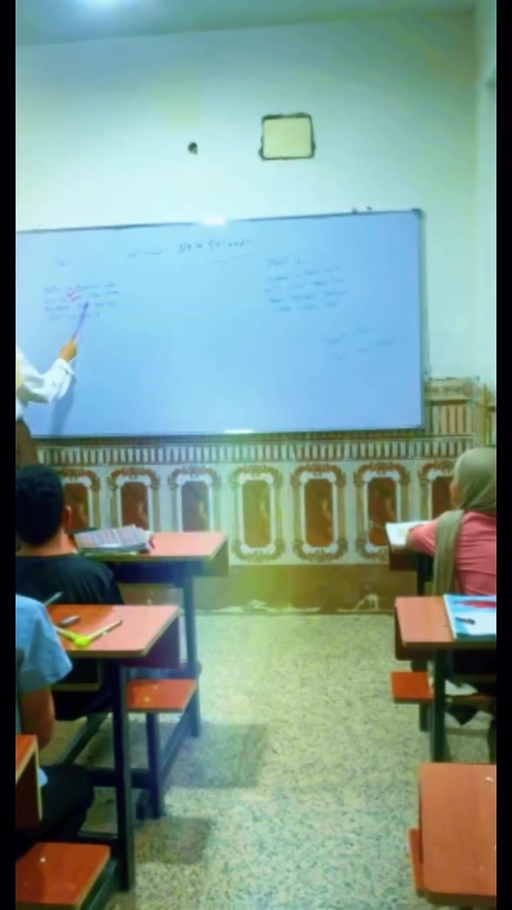 📚✨ معهد طريق النجاح ✨📚

مع ست هدى 🌸
👩‍🏫 مدرسة مادة اللغة الإنكليزية

شرح مبسّط، متابعة مستمرة، وتركيز على أساسيات المادة 💯
حتى يكون الطالب أقوى باللغة وأكثر ثقة بالإجابة 📖✨

🌟 طريق النجاح يبدأ من هنا 📚#معهد_طريق_النجاح #طريق_النجاح #
