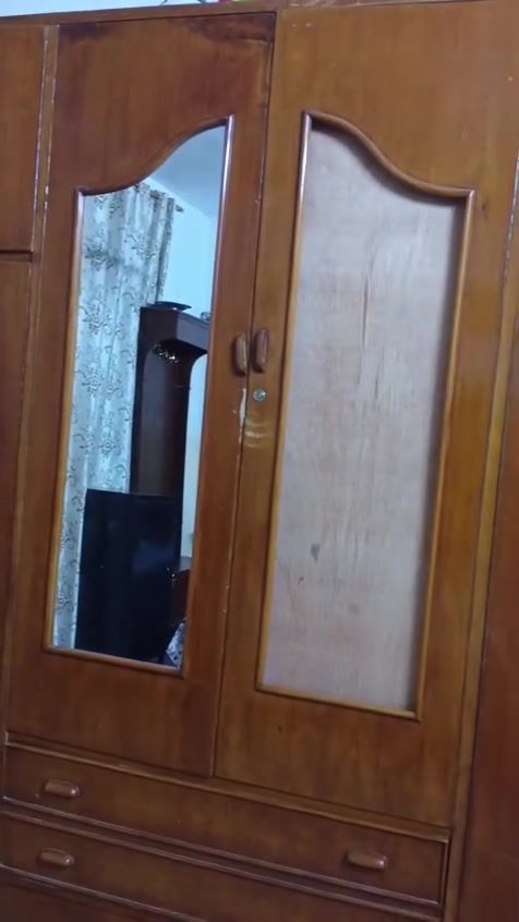 السلام عليكم غرفه عراقيه صاج نضيفه والسعر مناسب الطلب والستفسار على خاص
