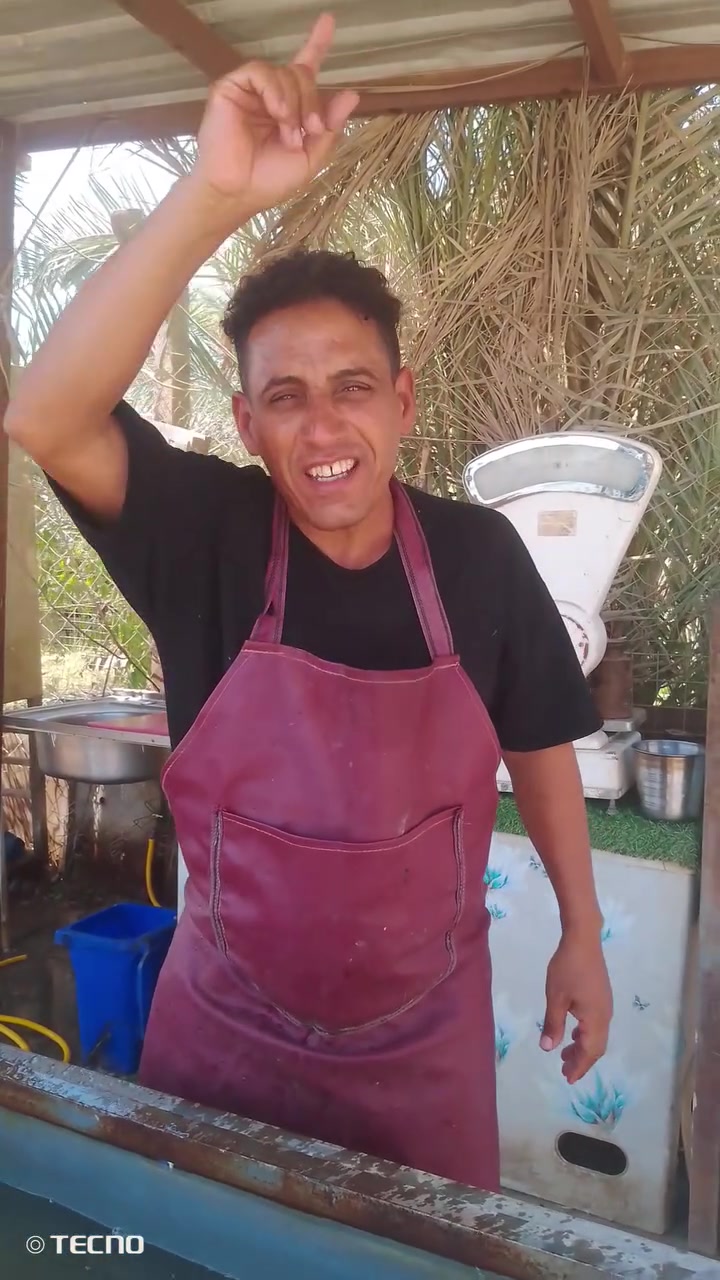 اللهم صلي على محمد وال محمد 
8/8/ السبت 
سمجنه هيل وفستقه واحلا سمج بلمنطقه 
اخوان الاسعار السمج الخشن الحي 
والدجاج الخشن الحي 
والدجاج الشوي
والسمج الشوي 
كلها موجوده بمقطع الفيديو 
خدماتنا من التاسعه صباحا الى الساعه 10 ليلا 
خدمة توصيل موجوده فقط المركز 
تلفون *********** واتساب 
***********
طريق الاسكان شارع منجه العلويه السايدين نهايته ركن الجمعيه 
خادمكم أبو كرار يحبكم وتدللون علينه
