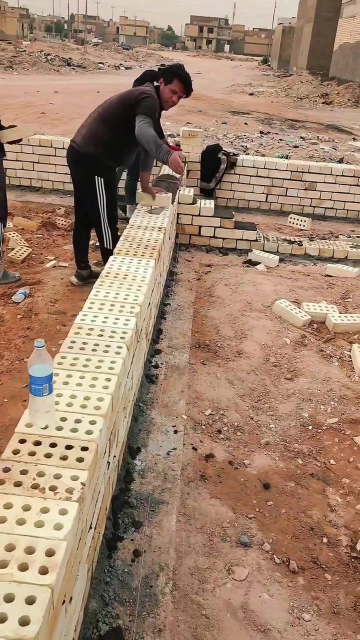 أبو علي • بناء • درجة أولى