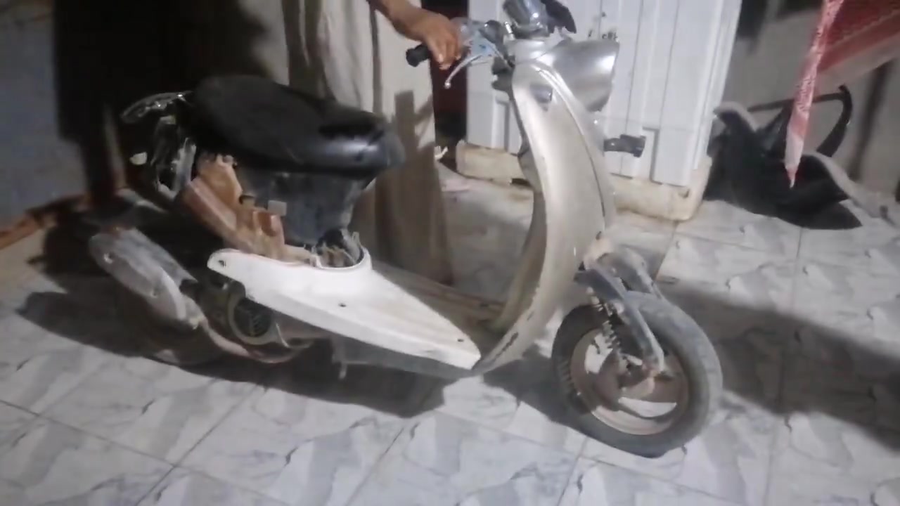 للبيع السعر 75 مكاني ناصريه مدينه الصدر دراجه مصري مختنكه سحبها قليل
