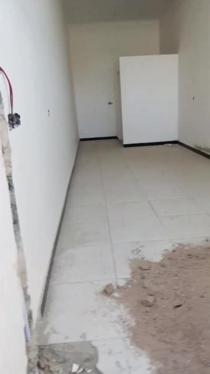 محلات جدد عدد 2 للايجار
عنوان بسماية الشارع العام مجاور شركة الوسيط داخل الفرع 
***********
