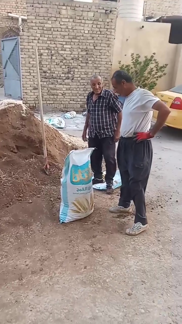 الدبيسات • تسوية سطوح • كادر عمال