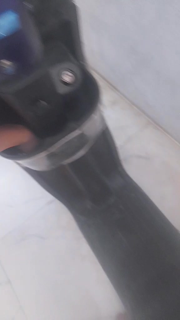 سلام عليكم شباب دراجه شحن R9البطاريات ليثيوم قبل سبوع شديت دراجه حلوه ونضيفه السعر 450وبيها مجال