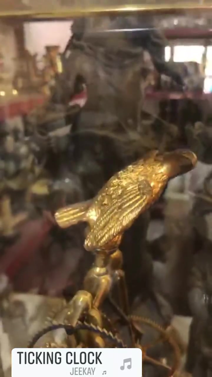 ديكور منزلي • قطع ديكور • للبيع
