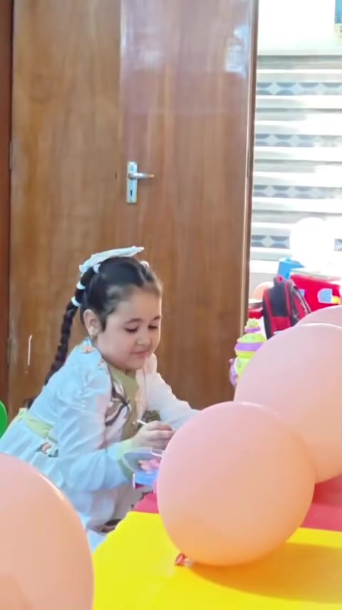 🌸🎒 أول يوم دوام في روضة ريحانة الأمير الأهلية 🎒🌸

اليوم مو بس بداية دوام… اليوم بداية سنة مليانة فرح، تعلّم، لعب وذكريات حلوة مع أطفالنا الحلوين 🥹💗

نورت الروضة بضحكاتكم يا أحلى أطفال 🌷
نتمنى لكم عامًا دراسيًا جميلًا ومليئًا بالنجاح والتوفيق ✨📚

🌸 أهلاً وسهلاً بأطفال ريحانة الأمير 🌸تواصل عله الرقم :***********
