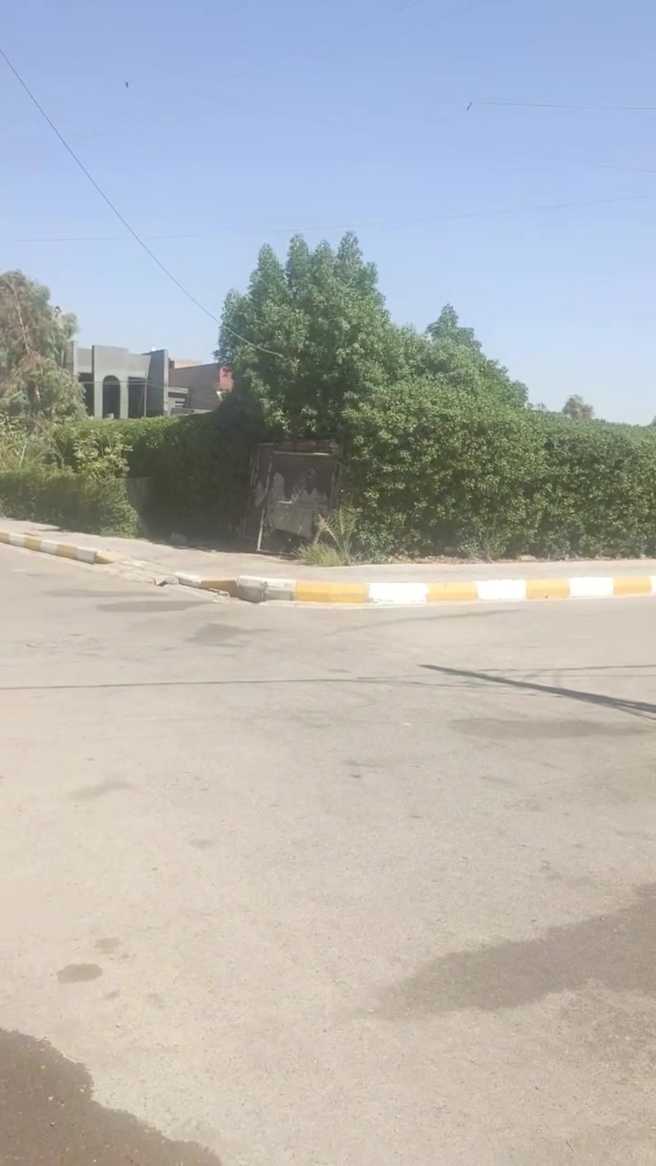 السلام عليكم مشتمل للبيع المساحه 125, طابقين كامل المواصفات مطبخ استقبال هول داخلي عرفه نوم /الطابق الثاني غرفتين ومجمع صحي بناء حديث الموقع ممتاز خلف ث أبي طالب مقابيل الساحه الخضراء للاستفسار الاتصال على الرقم ***********
