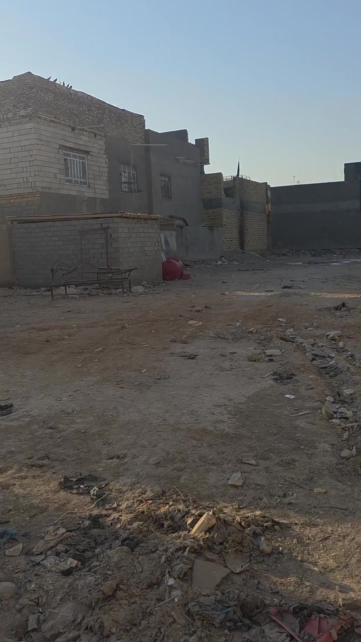 قطعه طابو زراعي سند 25تحويل مباشر المساحة 155العنوان بابل الحمزه الغربي حي الزهراء خلف بهاء النجار خدمات متكامله الإتصال على الرقم ***********
