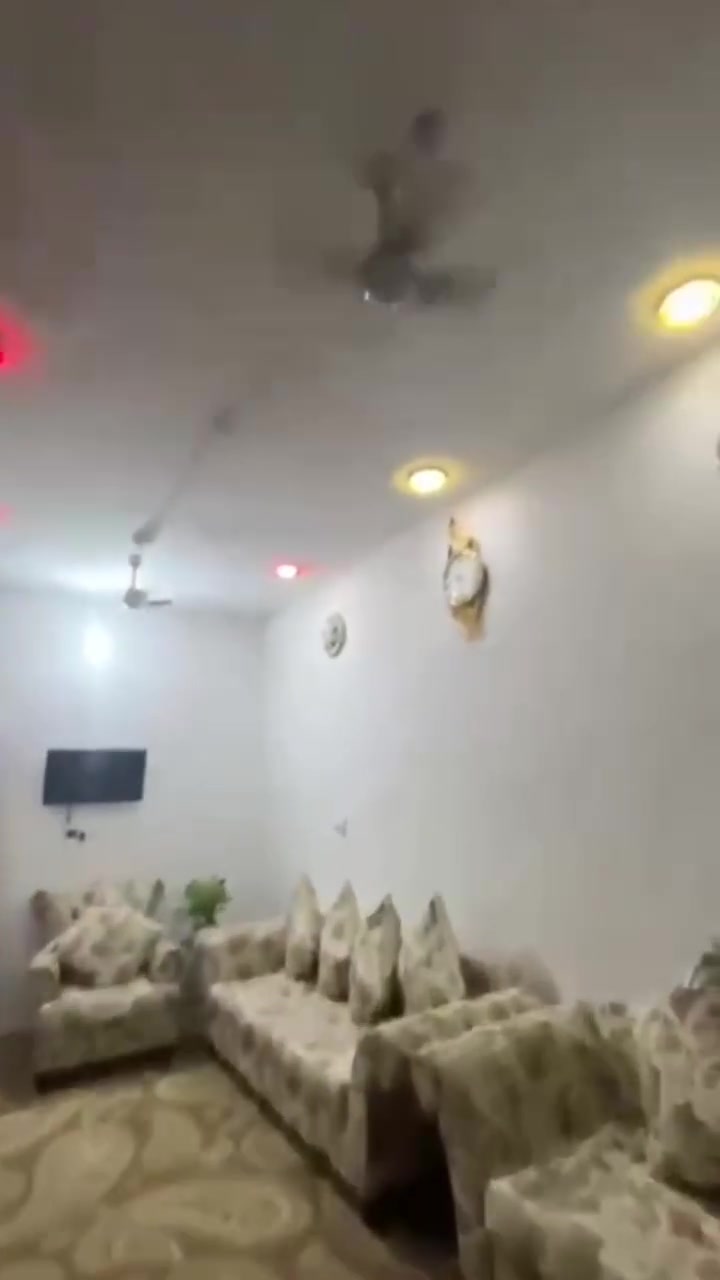 يالله بيت للبيع طابو صرف المساحه 100 متر مطلوب اسكان 14 مليون السعر الكلي 82 مليون المبلغ المطلوب للاسكان من ضمن السعر يستقطعن 
العنوان كربلاء طوريج الرجيبه شارع المحكمه البيت نظيف جدا 
معروض لدى مكتب بيروت للعقار الكائن في طوريج حي الجمعيه 
للتواصل ***********//***********
