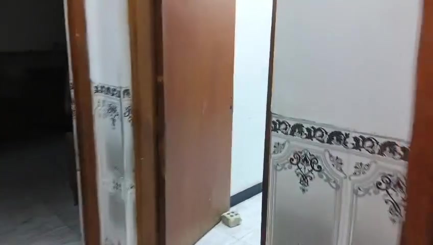بيت مساحة 240 متر واقع حال بالسند 200 خلف سيزر مول للاستفسار اكثر الاتصال ع *********** 
والسعر 200 مليون وقابل للتفاوض
