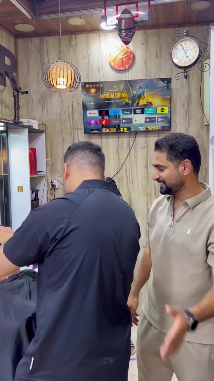 💈 احترف مهنة العمر بـ 60 يوم بس! 💈
ابدأ مشروعك الخاص واضمن مستقبلك وية أقوى دورة حلاقة رجالية متكاملة بالبصرة من مركزنا (خبرة 15 سنة وحاصلين على جوائز تقديرية).🥇
💡 الشيء الحتحصله وياية:
 تطبيق عملي 100%: تدريب حقيقي ومكثف يخليك جاهز لسياق العمل  العمل فوراً
 ضمان الاحتراف: إذا انته الفترة الـ 60 
 شهادة تقديرية معتمدة: تدعم بيها انطلاقتك ومستقبلك. 📃
 سعر رمزي: الدورة الشاملة بسعر (300 ألف) بس!

📚 شنو راح تتعلم؟ (7 محاور احترافية):
1. الحلاقة الرجالية الحديثة والتصفيف (القصات الحديثة).
2. تعليم قصات الشعر الاحترافية
3. صبغ وتخصيل الشعر (البلاتيني، السلفر، الأبيض).
5. تسريح الشعر الآمن (كرياتين، بروتين، كولاجين).
6. هندسة وتجهيز مكان العمل وإدارة الصالون.
📍 العنوان: البصرة - الجزائر - مقابل حسينية خديجة.
📞 المقاعد محدودة! للحجز والاستفسار (واتساب / اتصال):
📱 ***********
📱 ***********#
العراق_السعودية_قطر_الامارات_الكويت_البحرين_اليمن_الخليج_سوريا_مصر_لبنان_الجزائر_تونس_المغرب_قطر_دبي #البصره #الحلاقه_و_التجميل💇‍♀️💆‍♀️ #تعليم_مكياج #عالميه
