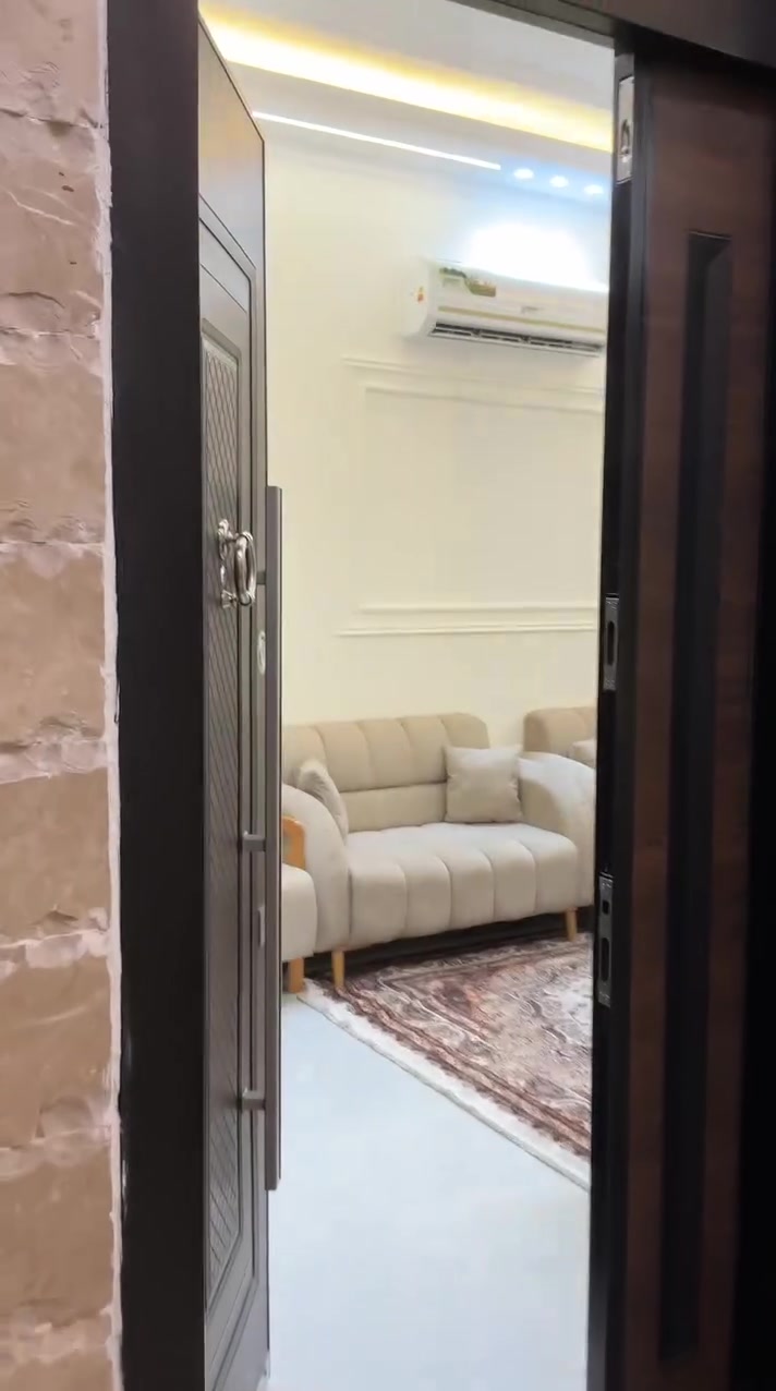 الاورفلي قطاع ٥٥ • ١٧٠م • طابقين ونص